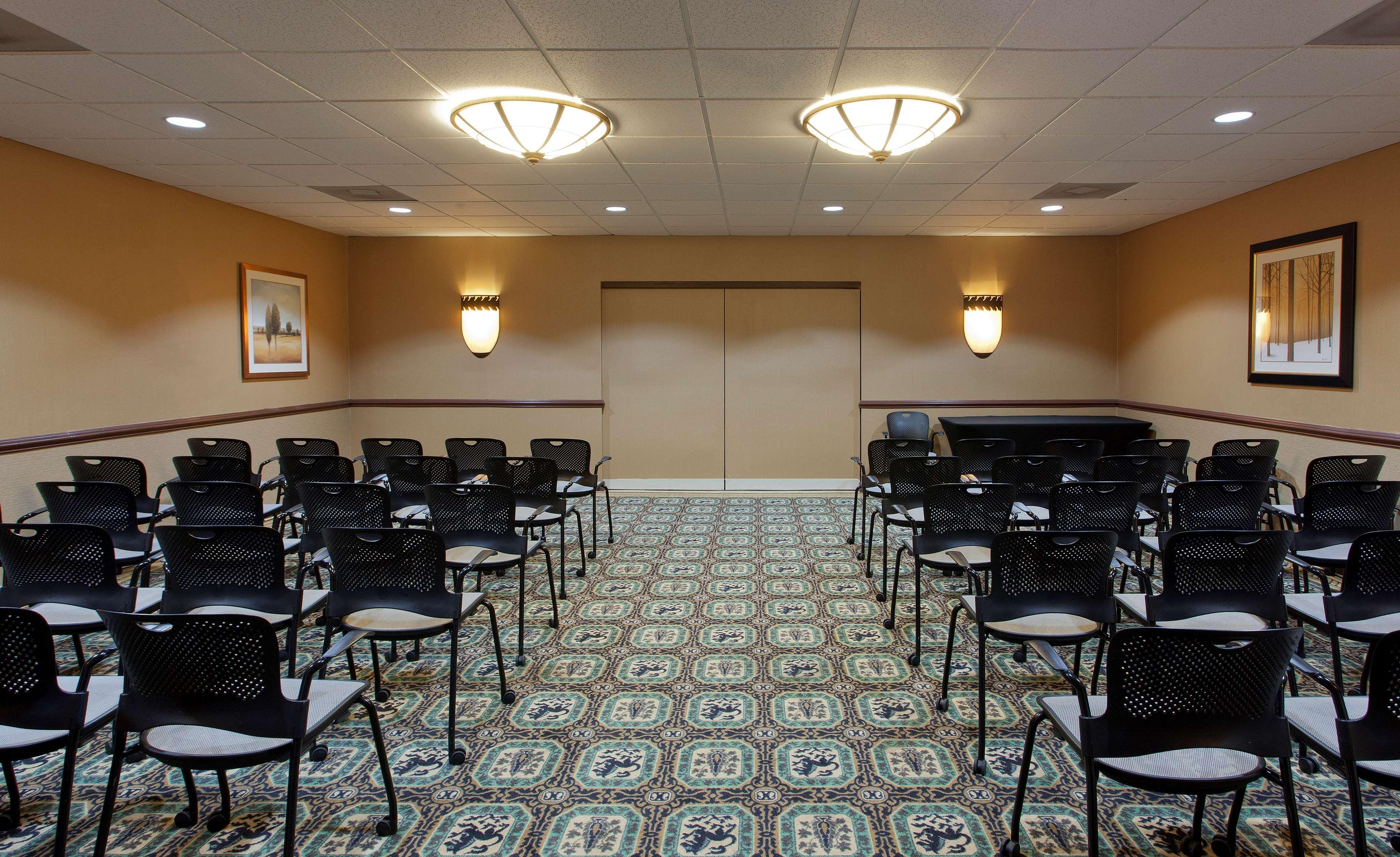 The Rockville Hotel, A Ramada By Wyndham Экстерьер фото
